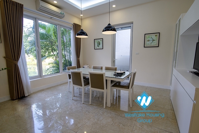 Beautiful 4 bedrooms villa for rent in Vinhome Riverside near BIS international school